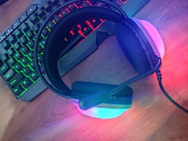 JEDEL GH-579 USB 7.1 RGB Gaming Headset - Image 3